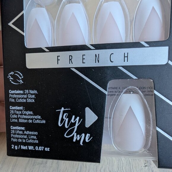 Ardell Nail Addict French Press-On Nails – Nude with White Tip (28 Nails) - Picture 2 of 4